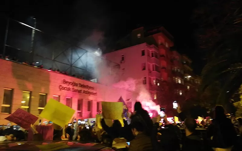 Zaten Bildiğini Hatırla